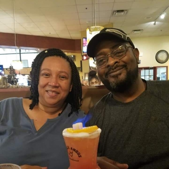 Meet your Posher, Courtney - Picture 1 of 1